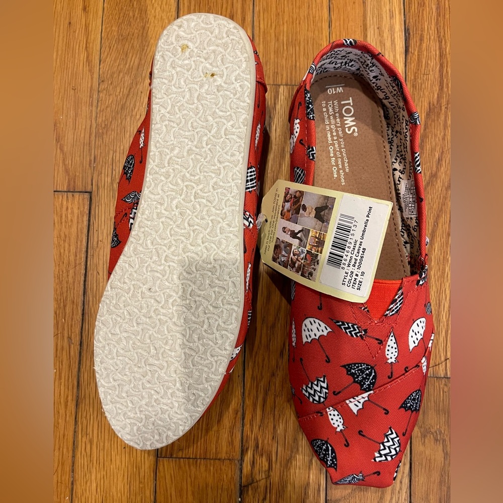 Toms